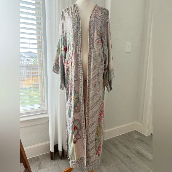 Raj Thick Stitch Embroidered Duster - Picture 2 of 11